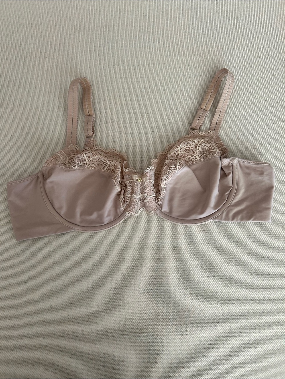 Bali Blush Lace-Trim Underwire Bra